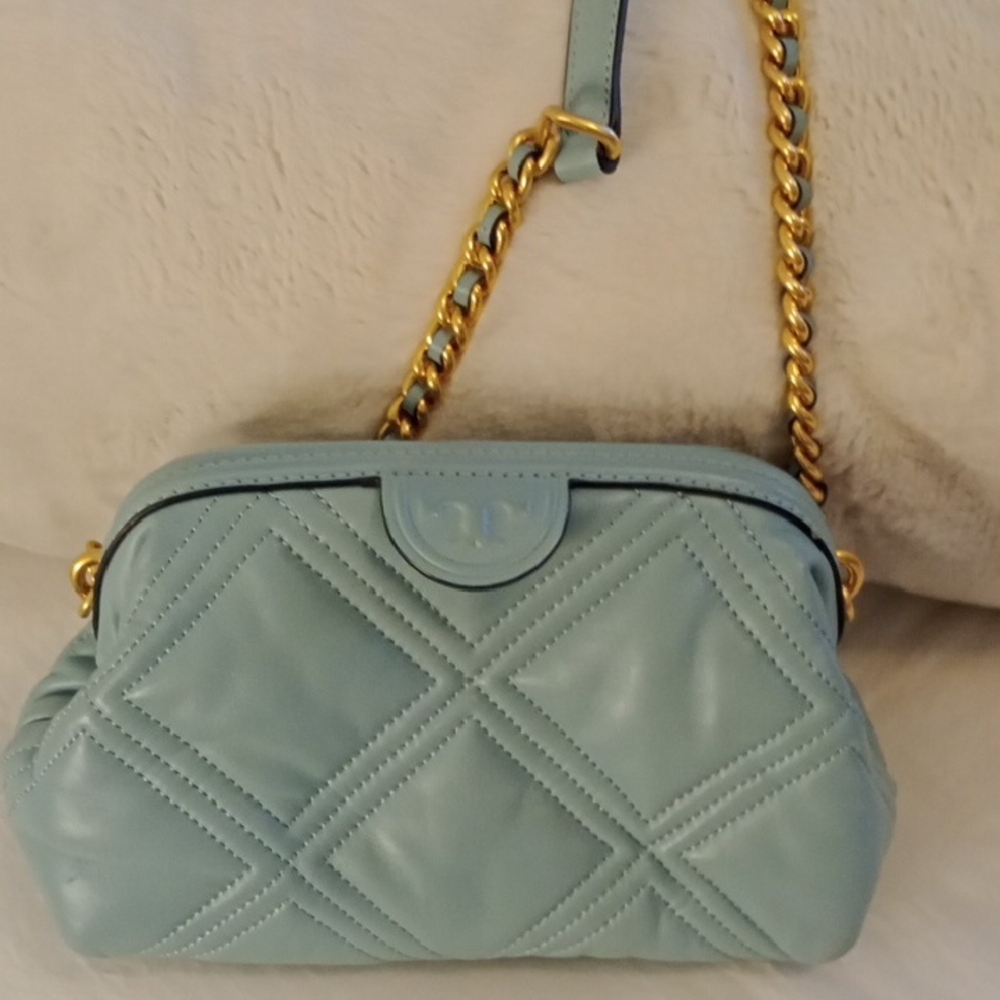 Elegant Blue Quilted Shoulder Bag
